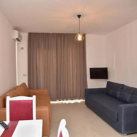 Apartman Flowers Golem