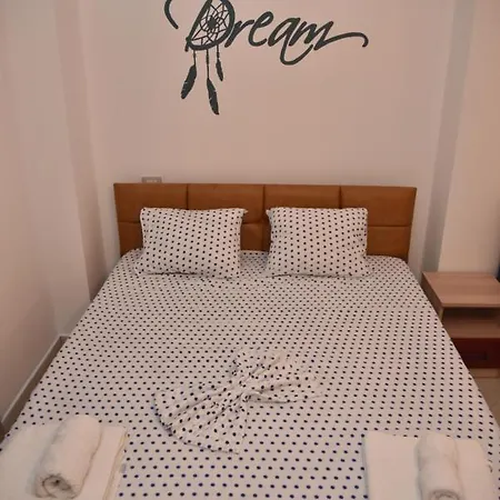 Flowers Apartman *