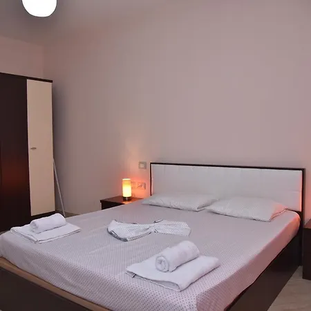 Apartman Flowers *