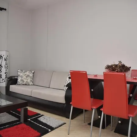 Apartman Flowers Golem
